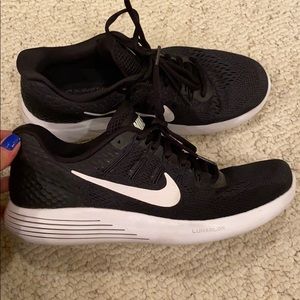 Women’s Nike Lunarlon Running Sneakers